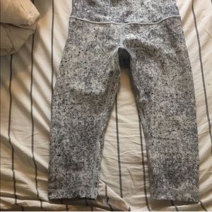 LULULEMON Wonder Under crop